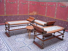 220px Triclinium Archaologische Staatssammlung Munchen