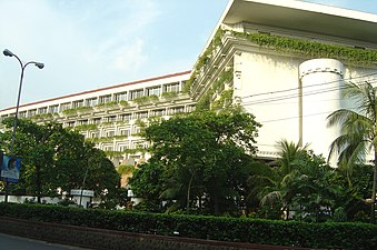 Hotel Management 13 5 Belvadere Road Taj Bengal 1