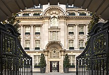 Hotel Management 03 4 Rosewood London Courtyard