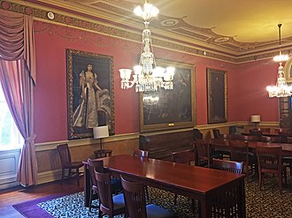 330px Senior Study Room Carroll Parlor at the Healy Hall Georgetown University 2