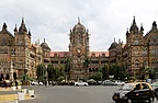 Chhatrapati shivaji terminus esterno 01.jpg