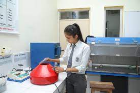 Read more about the article Bachelor of Science Microbiology (CBM) – Chemistry, Botany, Microbiology technology