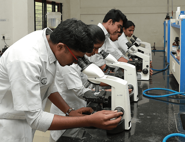 Bachelor of Science in Microbiology (B.Sc - Microbiology) 1 Bachelor of Science in Microbiology B.Sc Microbiology