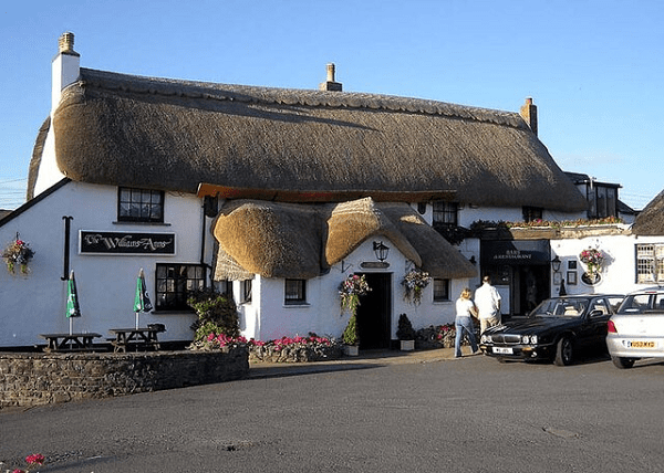 Read more about the article American Inns & English Inns
