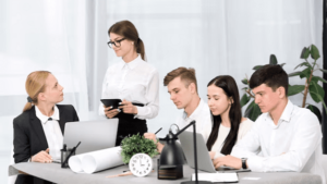 Read more about the article Duties and responsibilities of front office staff