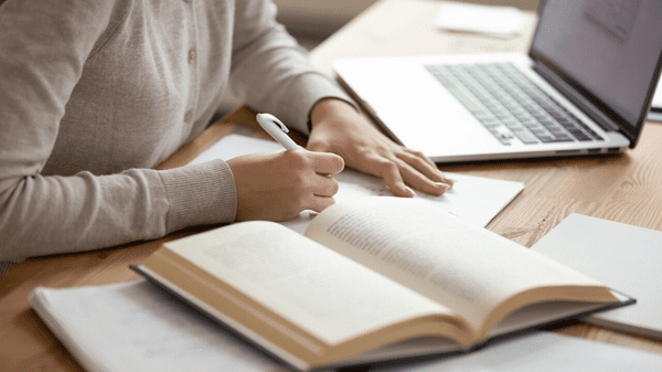 Read more about the article Essay writing