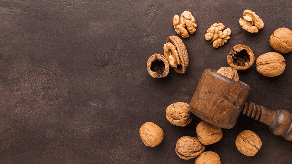 Read more about the article Nut cracker