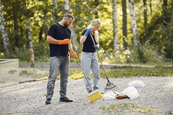 Read more about the article CLEANING & MAINTAINING PUBLIC AREAS